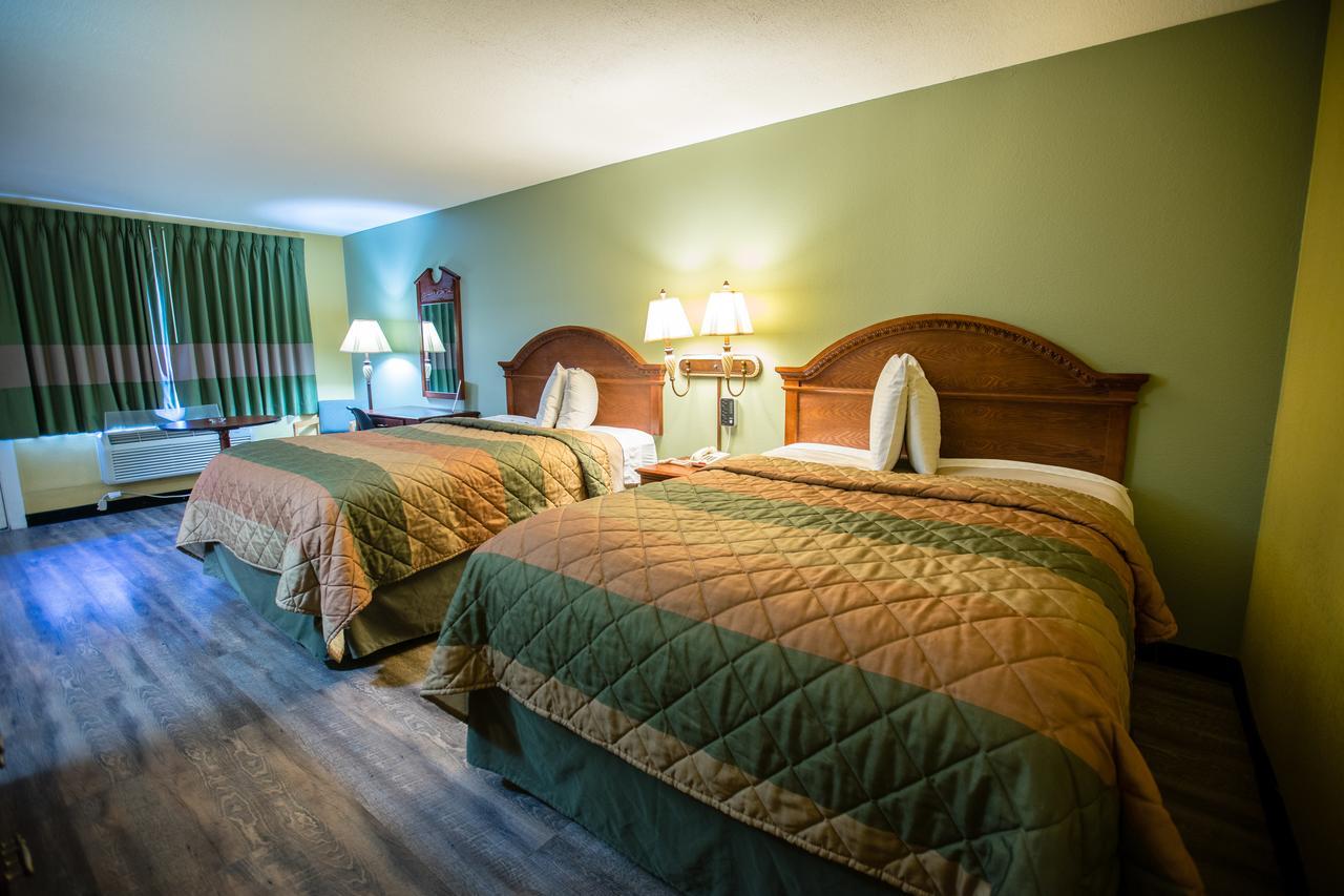 Relax Inn&Suites Kuttawa Bagian luar foto